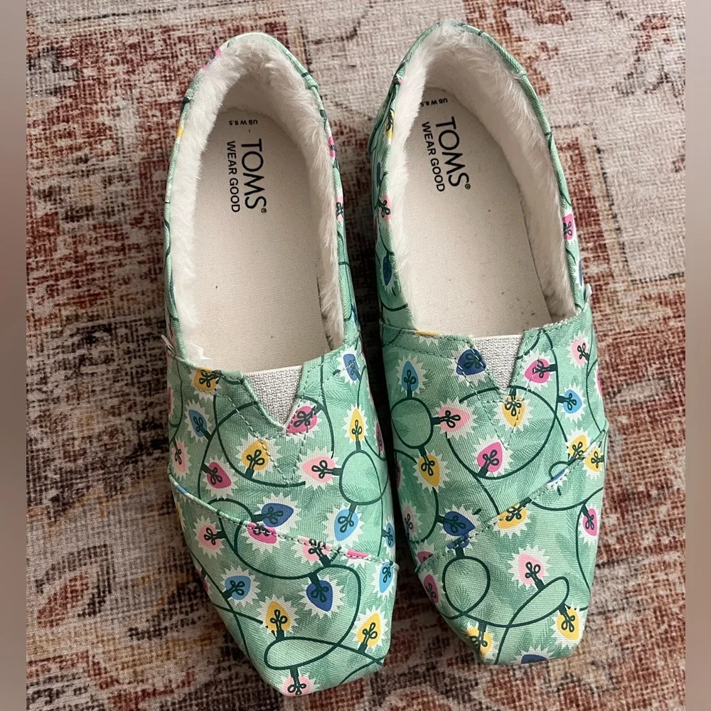 Toms Holiday print Green Slip-On flats - Picture 2 of 6